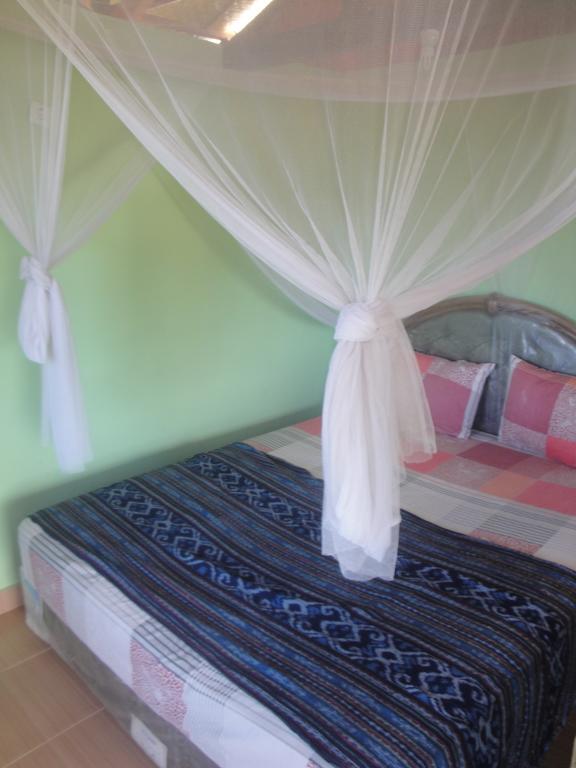 Kuta Bay Homestay Buitenkant foto
