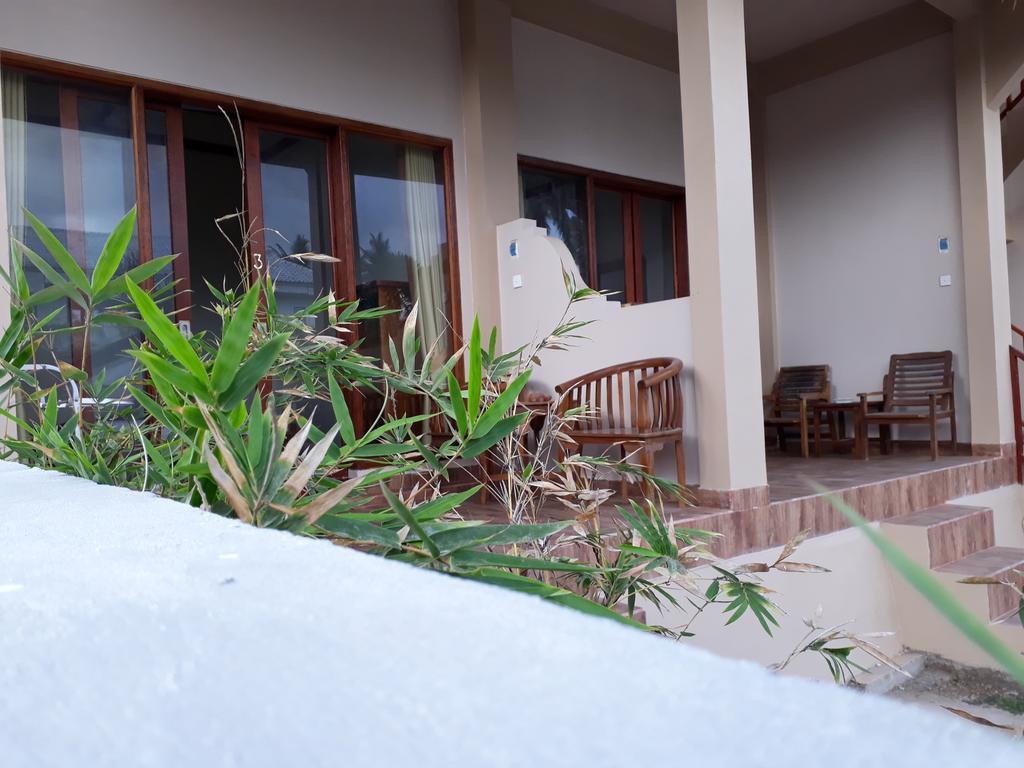 Kuta Bay Homestay Buitenkant foto